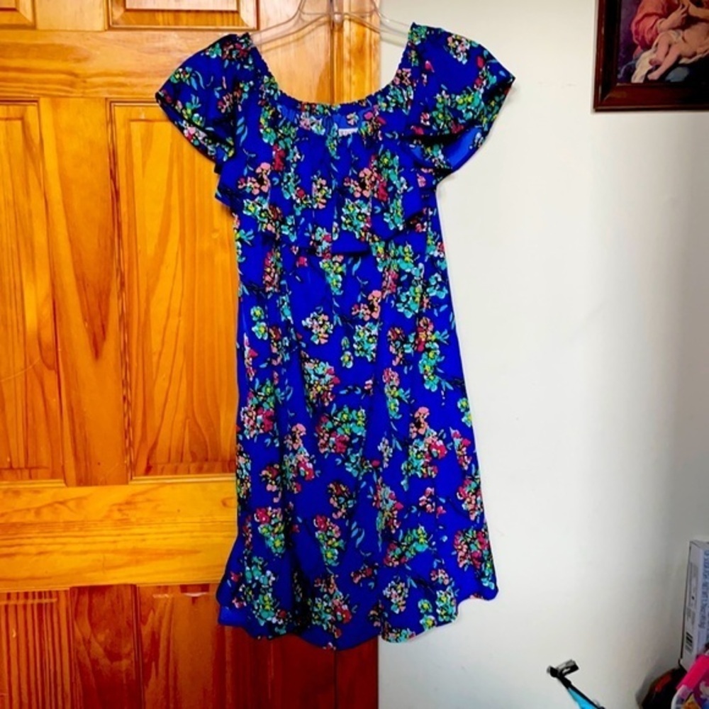 Flounce dress